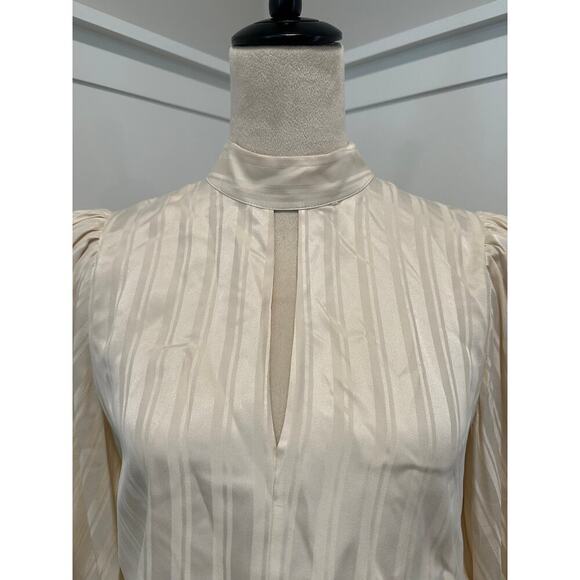 Frame Silk Blouse - Picture 3 of 10